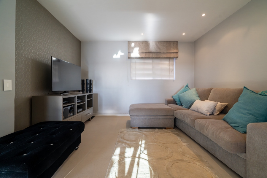 7 Bedroom Property for Sale in Camps Bay Western Cape